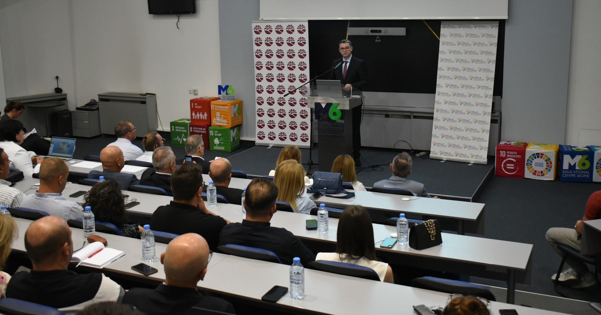 Министерот Трипуновски присуствуваше на конференцијата - „Иднината на лозарството: Иновации, стандарди и одржлив развој“