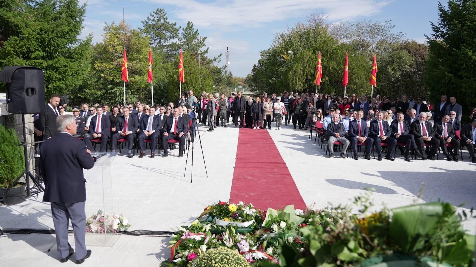 Министерот за јавна администрација Горан Минчев предводи владина делегација за одбележување на 11 Октомври, денот на востанието на македонскиот народ