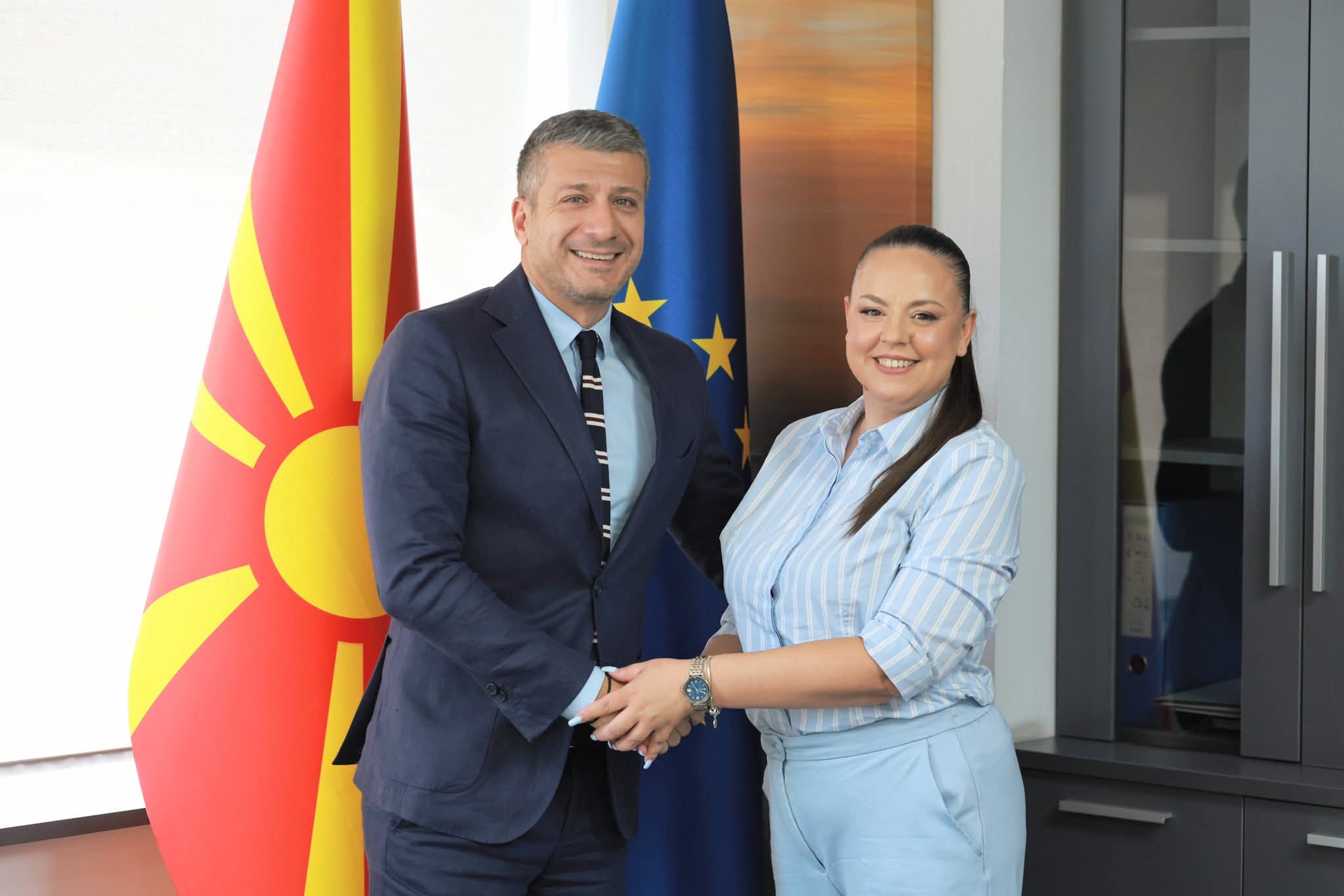 Министерот за локална самоуправа, Златко Перински, и директорката на Агенцијата за иновации, научно-технолошки развој и претприемништво – ИНОВА, Даниела Димовска, договорија повеќе заеднички активности