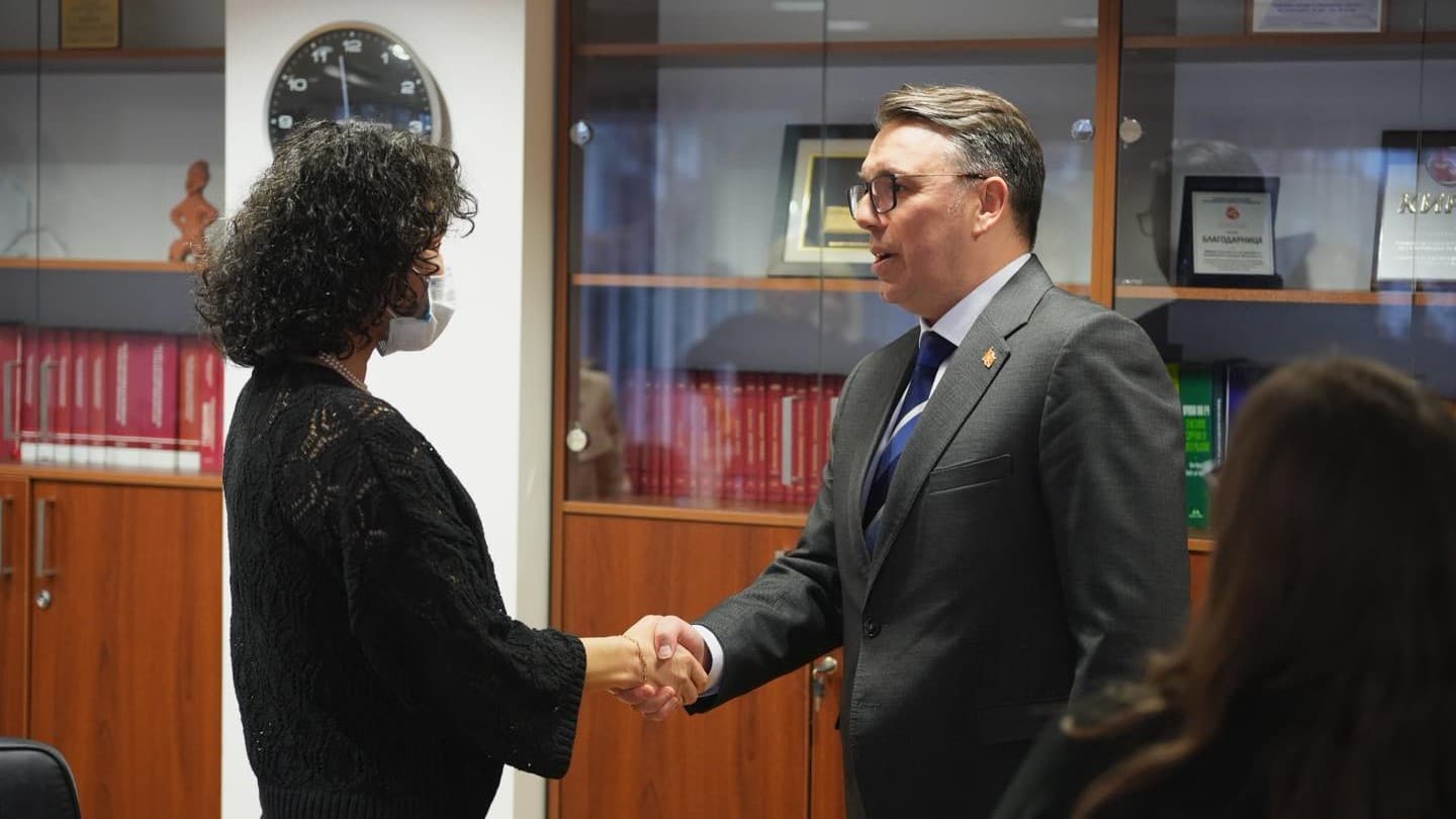 Министерот за правда, Игор Филков оствари работна средба со постојаниот координатор на Обединетите Нации во Република Северна Македонија, Рита Колумбиа