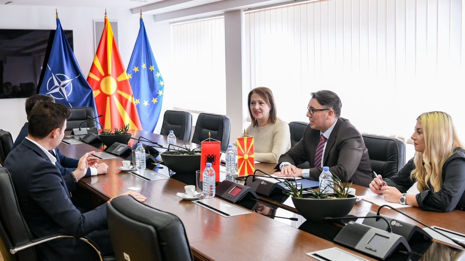 Министерот за правда Игор Филков оствари средба со амбасадорот на Република Албанија во нашата земја, Деонин Мејдани