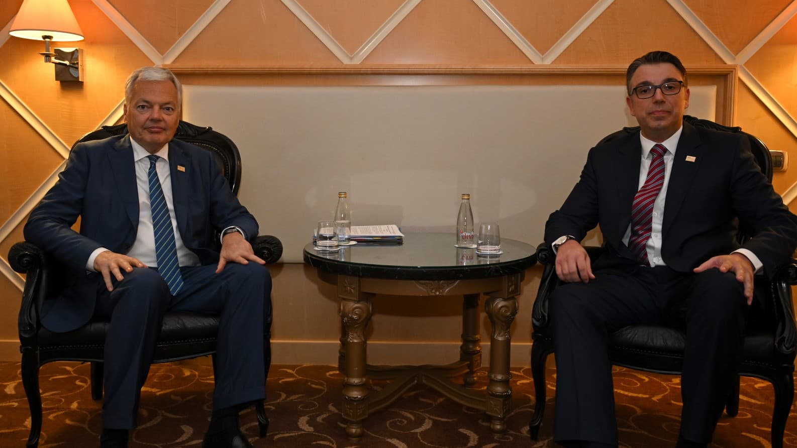 Министерот за правда Игор Филков оствари средба со Еврокомесарот за правда Дидие Рејндерс во Будва