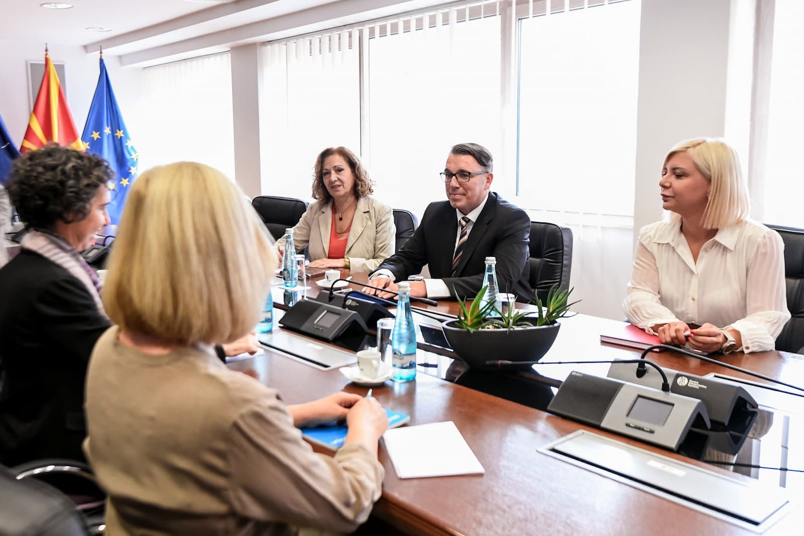 Министерот за правда Игор Филков оствари средба со претставничката на Детскиот фонд на Обединети Нации - УНИЦЕФ, Лесли Милер