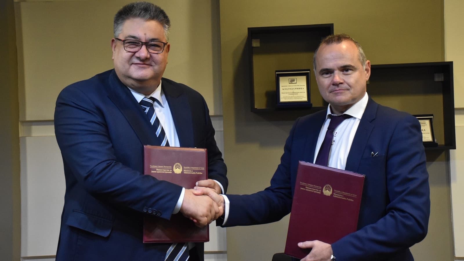 Министерството за јавна администрација и Амбасадата на Франција во Република Македонија со заеднички проект за јакнење на капацитетите и професионализација на јавната администрација