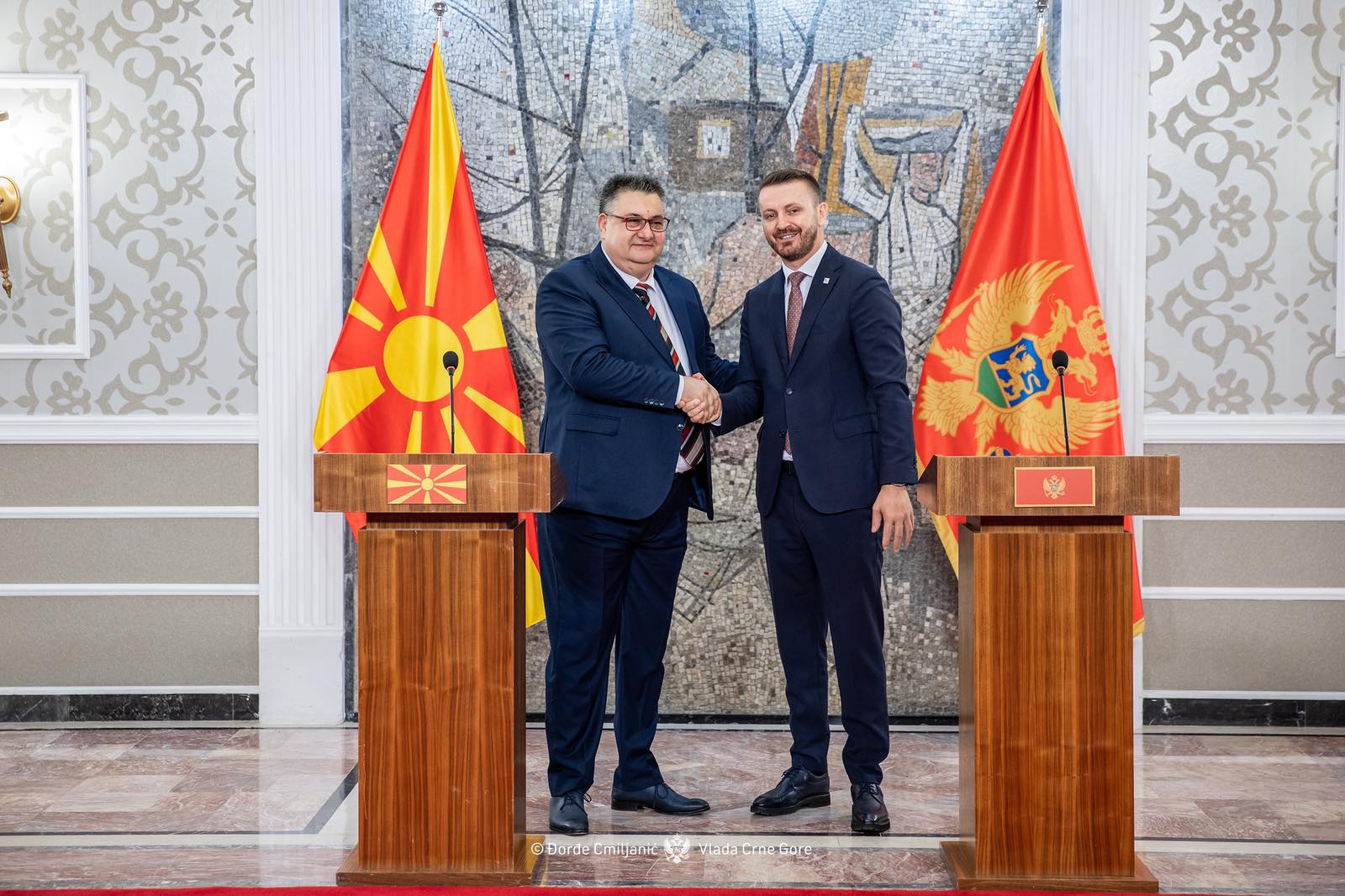 Министерството за јавна администрација потпиша Меморандум за соработка со Министерството за јавна администрација на Црна Гора