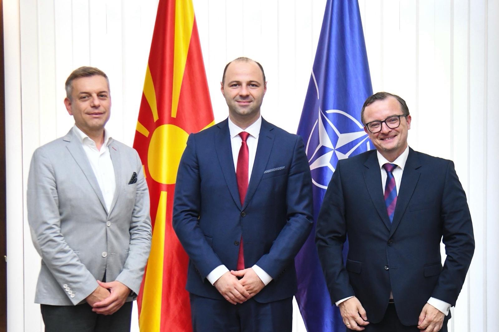 Мисајловски на средба со претставници од Фондацијата Конрауд Аденауер