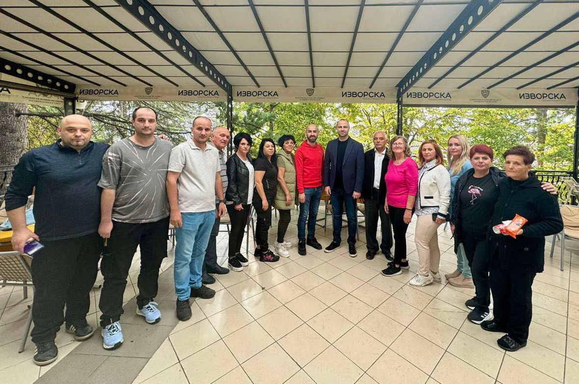 Мисајловски на средба со семејствата на загинатите бранители