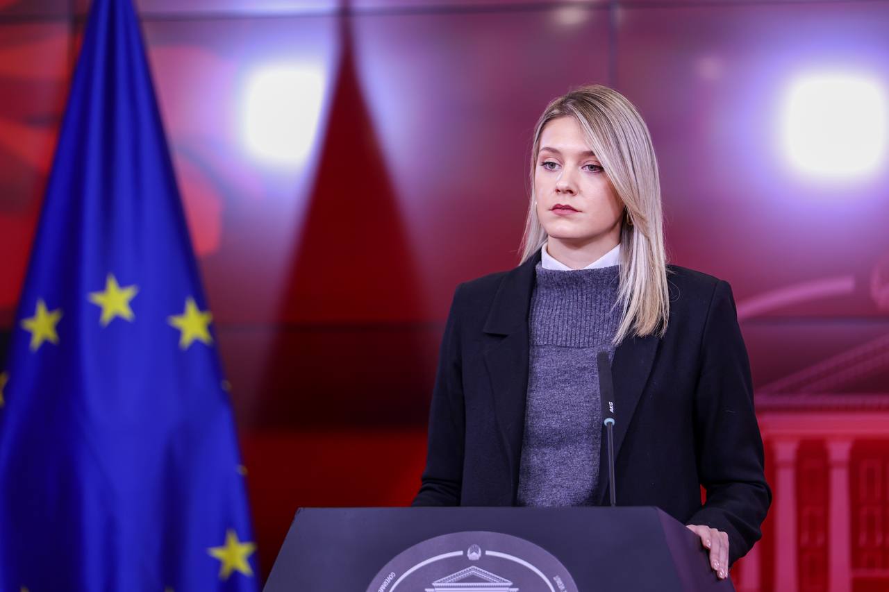 Митева: Усвоена е Програмата за работа на Владата за 2026 година, која јасно ги дефинира приоритетите и визијата за развојот на државата