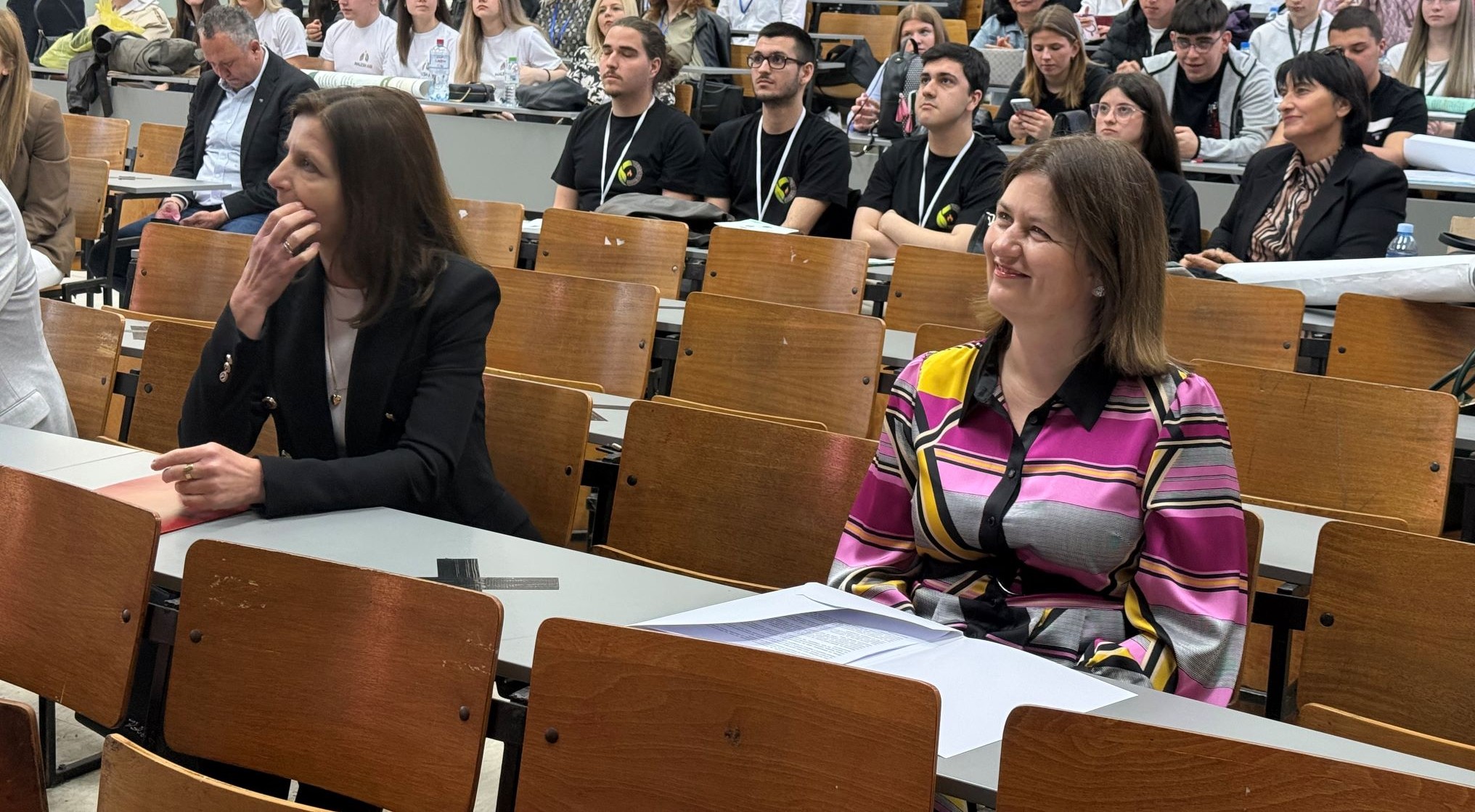 Младите ја креираат зелената иднина – Божиновска покровител на најголемиот средношколски натпревар за иновации во земјата