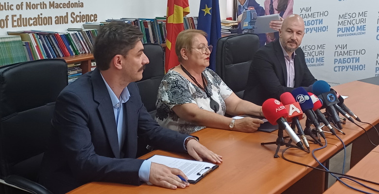 МОН и Бреинстер ќе соработуваат за воведување на вештачка интелигенција во средното образование
