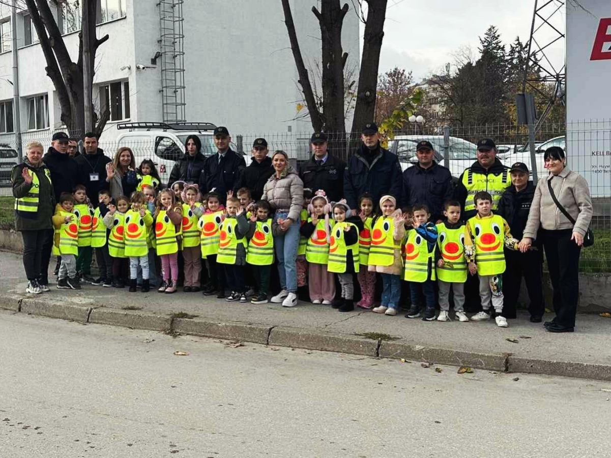 МВР и РСБСП за најмалите со едукативни активности ширум Македонија во рамки на кампањата „Да ги заштитиме децата во сообраќајот“