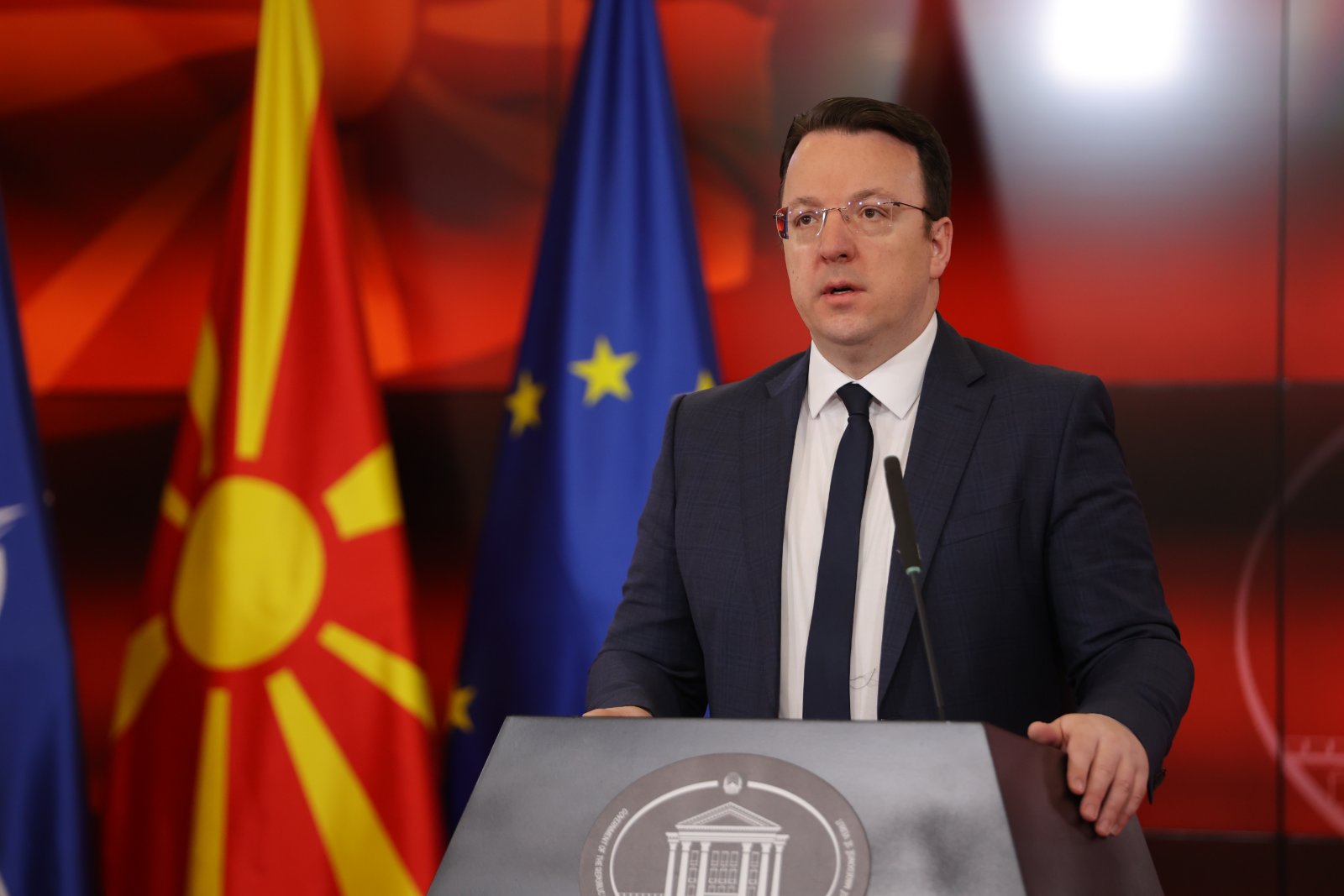 Николоски: Министерството за транспорт со обемни контроли на лиценците, проверени над 640 лиценци