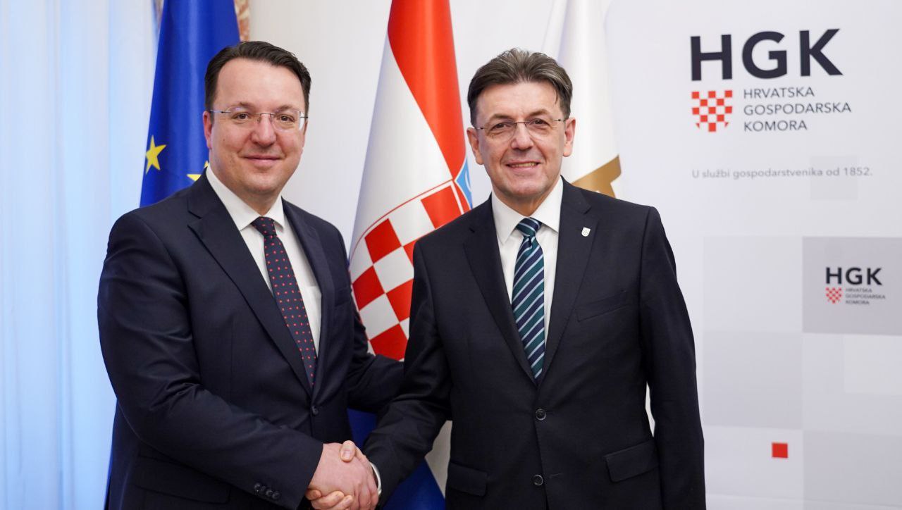 Николоски на средба со Лука Буриловиќ, претседател на Стопанската Комора на Хрватска: Неработењето на превозниците е сериозна закана за економиите во регионот, бараме силна подршка за брзо надминување на проблемот во шенген зоната