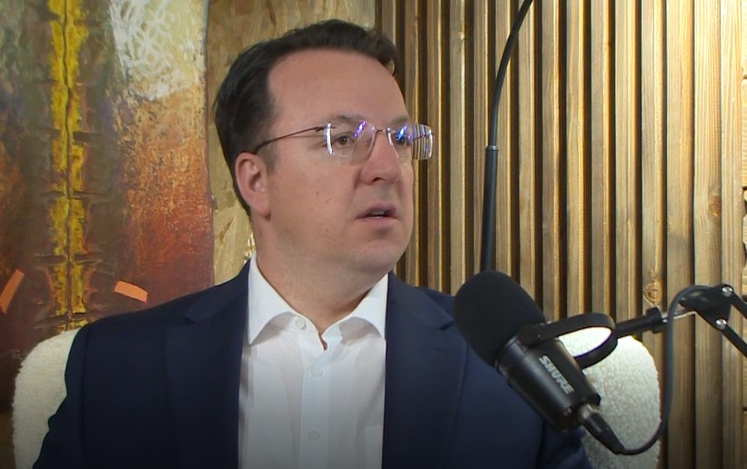 Николоски: Над 70 % раст во авиосообраќајот споредено со Владата на Заев