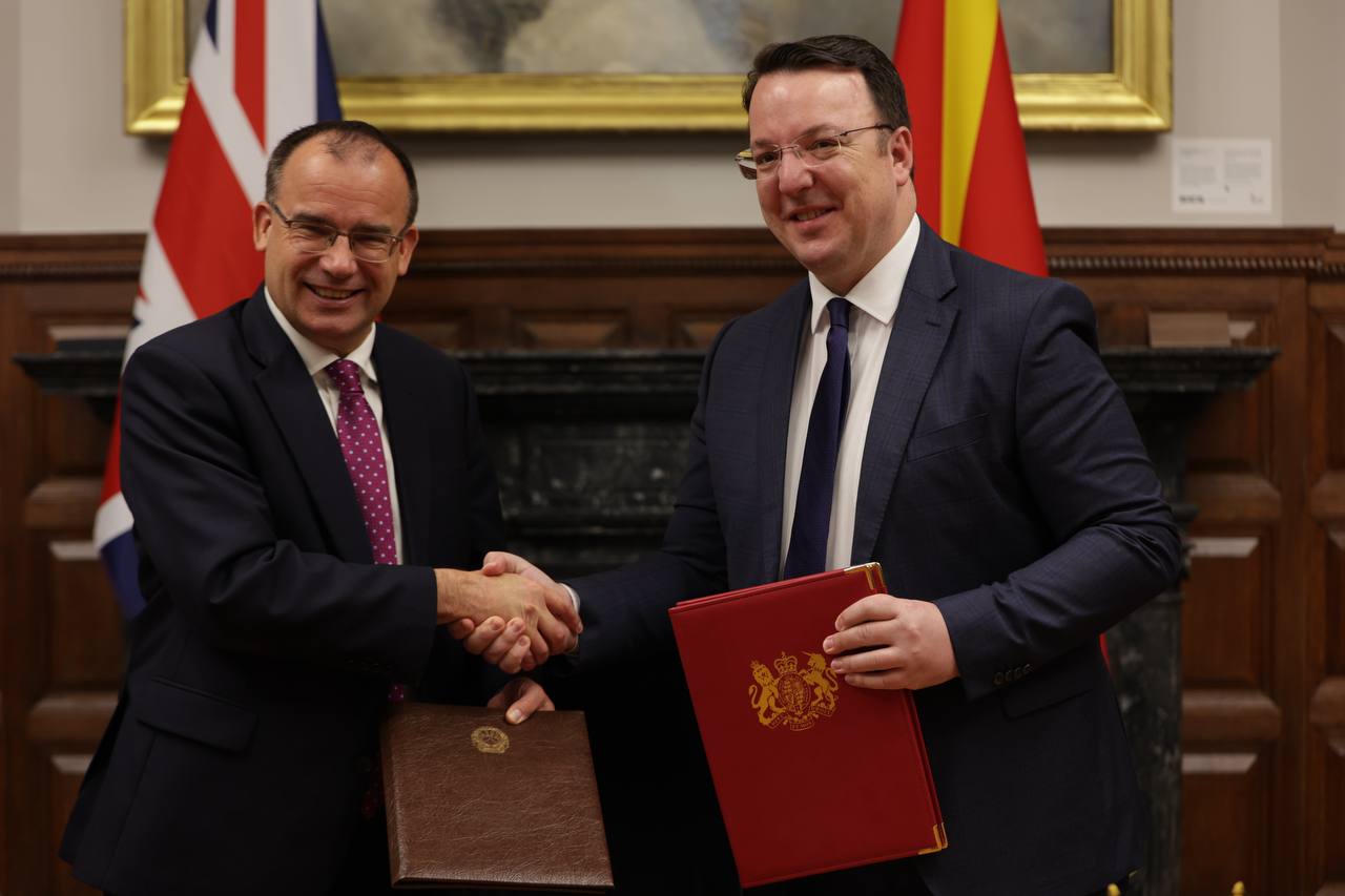 Николоски од Лондон: Започнуваме нова историја за развој на Македонија, Договорот со Обединетото Кралство ќе донесе економски бум