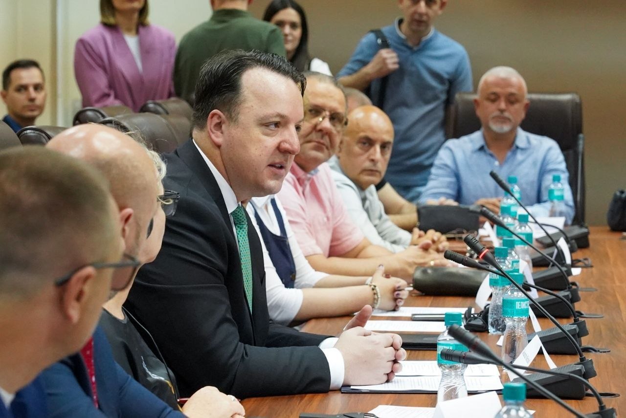 Николоски:  Преку 350 милиони евра Владата инвестира во инфраструктурни проекти во општините, дополнително преку Светска банка инвестираме 25 милиони евра во изградба и рехабилитација на преку 100 километри локални улици низ општините