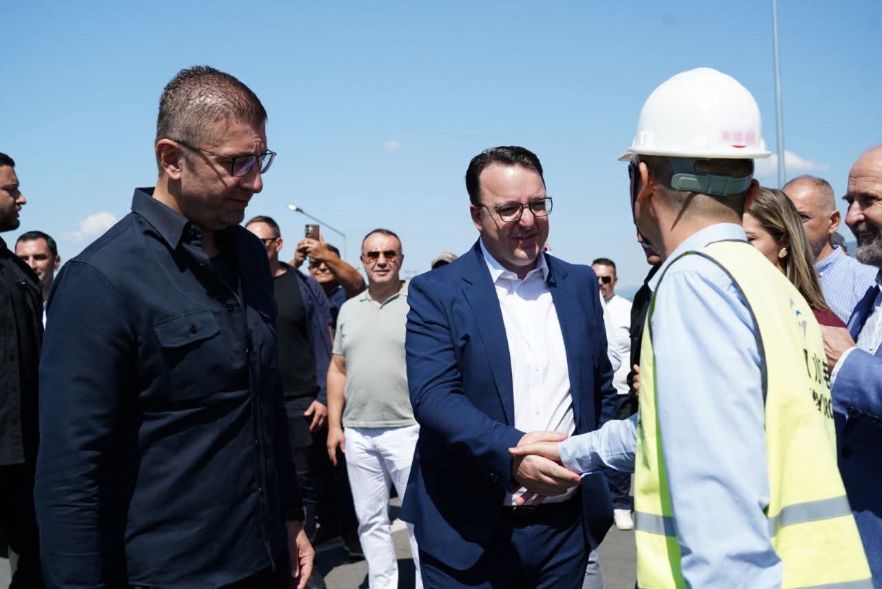 Николоски: Пуштивме во сообраќај втора делница од автопатот Охрид – Кичево. За два месеци пуштивме 34 километри автопат