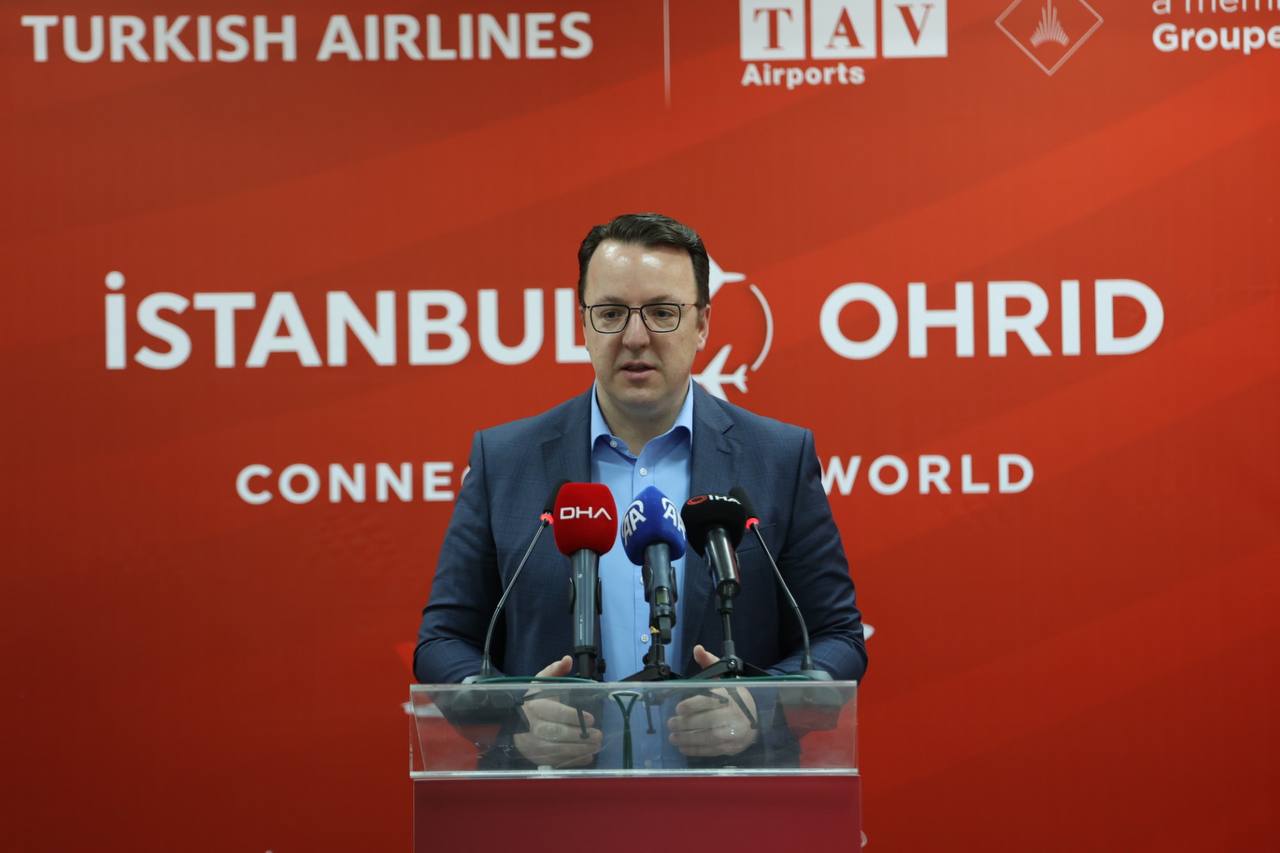 Николоски: Визијата за развој на Охрид и охридскиот регион ја реализираме со новата авиолинија Охрид-Истанбул