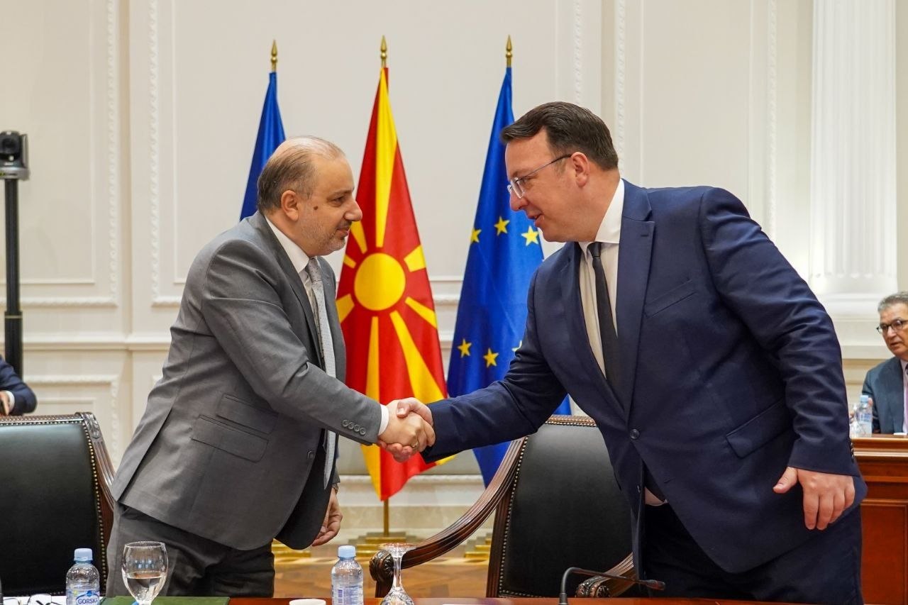Николоски: Започнуваме со најкрупната реформа - имплементација на новиот Национален едношалтерски систем. Од една точка ќе се даваат услуги од 15 институции за поефикасни постапки за увоз, извоз и транзит на стока