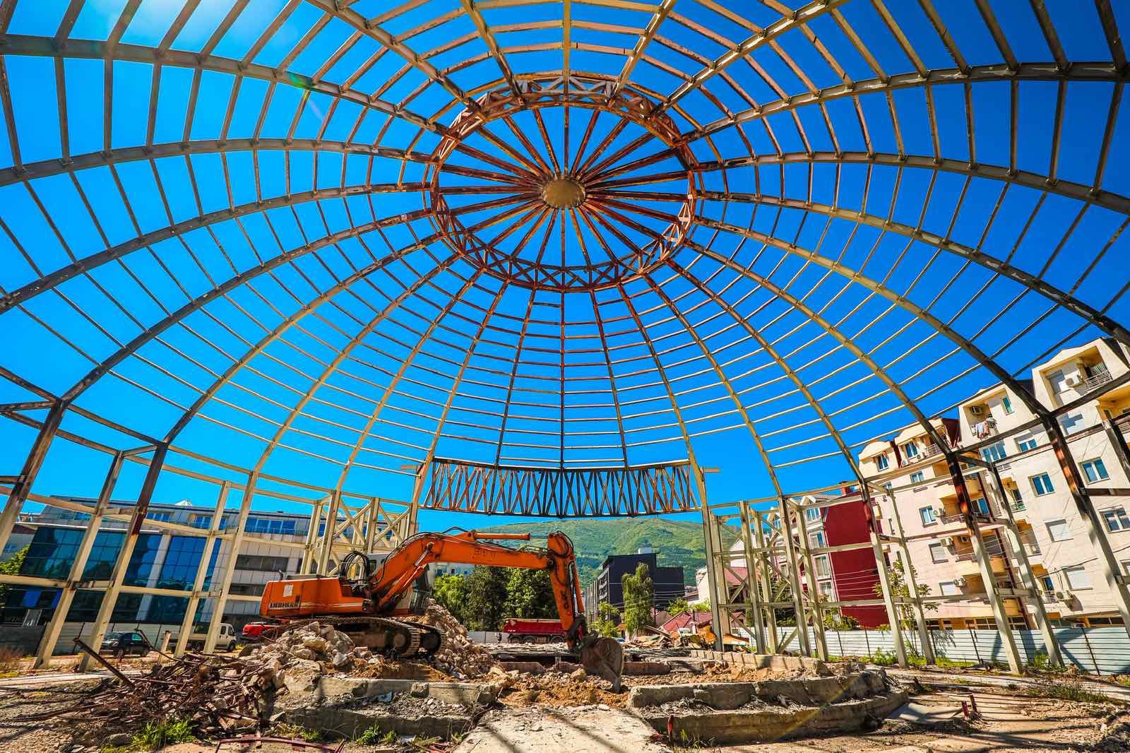 Нова ера за Универзалната сала – започнува реконструкцијата на култниот скопски објект