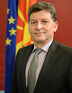 Нурхан Изаири