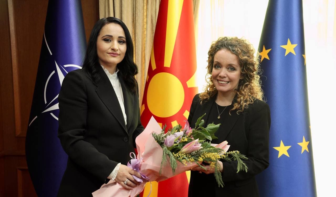 Портпаролот на Владата Азизи: Вклучувањето на жените во одлучувањето, гаранција за еднакво општество