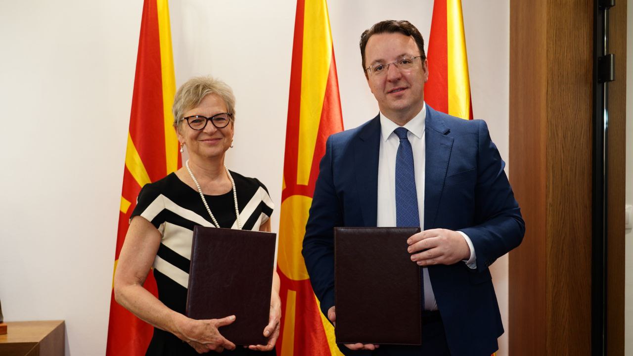 Потпишан Договор за грант за изработка на Национална стратегија за полнење електрични возила и инфраструктура