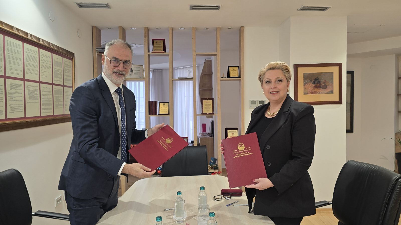 Потпишан меморандум за соработка меѓу Министерството за односи меѓу заедниците и Здружението на бизнис жени