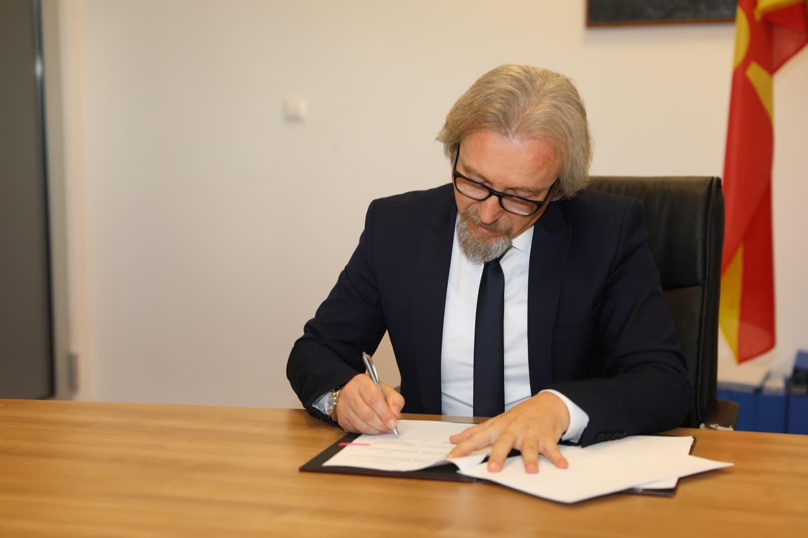 Потпишан Mеморандум за соработка помеѓу Министерството за социјална политика, демографија и млади и Универзитетот „Мајка Тереза“ 