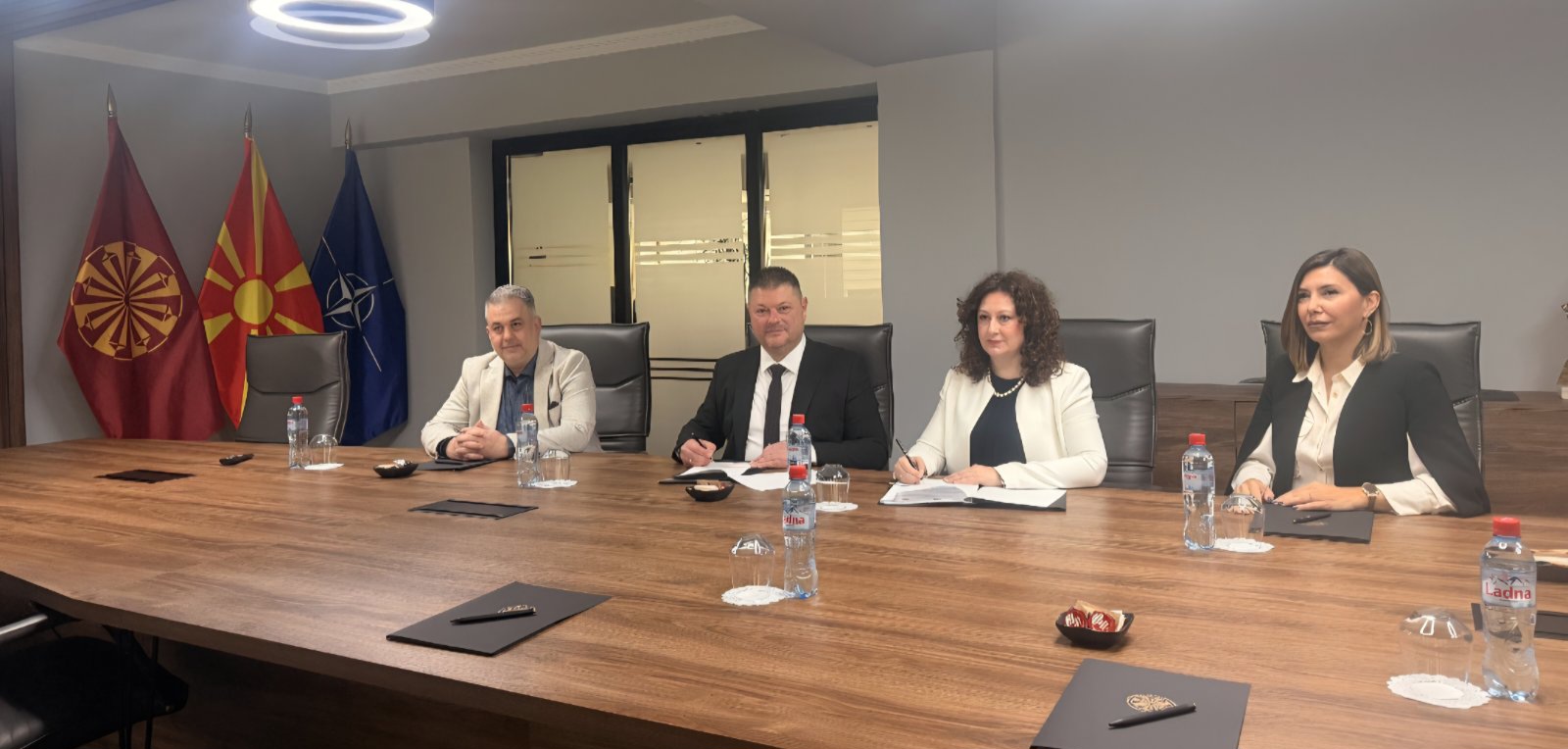 Потпишан меморандум за соработка помеѓу Министерството за внатрешни работи – Центар за обука и Агенцијата за разузнавање