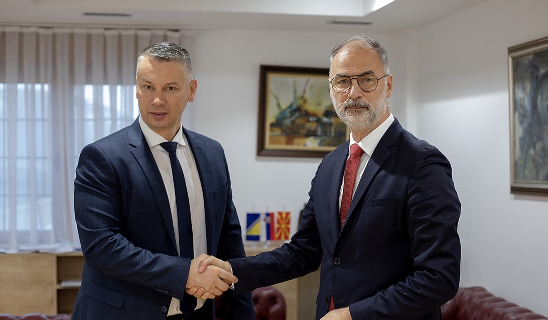 Потпретседателот и министер Стоилковиќ на средба со министерот за безбедност на БиХ Нешиќ