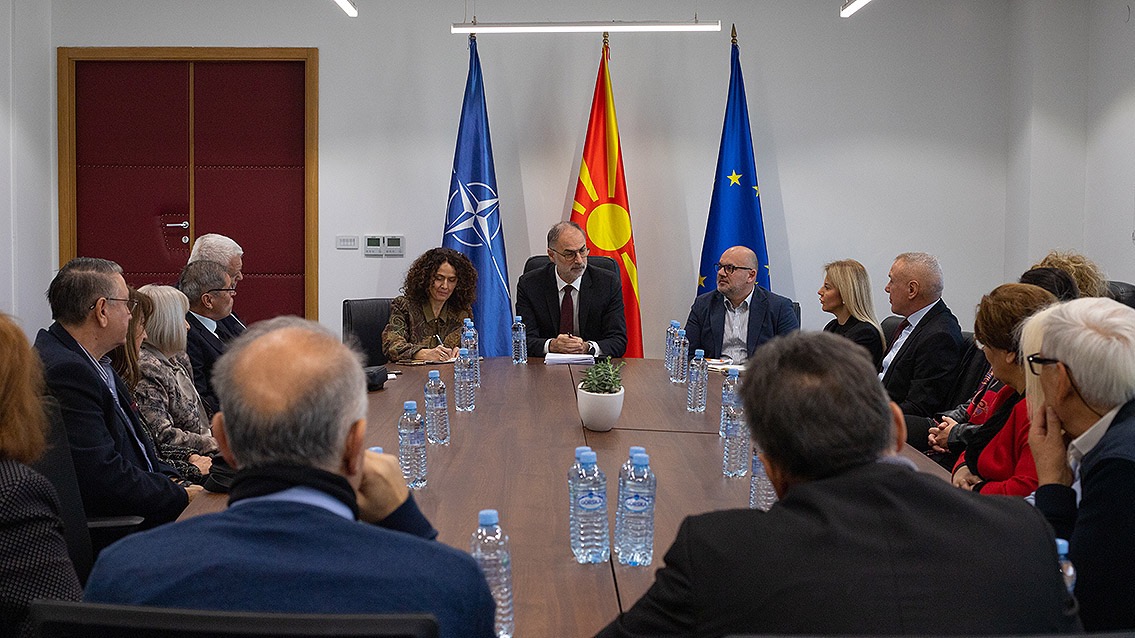 Потпретседателот и министер Стоилковиќ оствари средба со претставници на повеќе НВО од сите етнички заедници