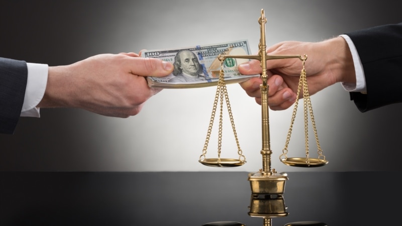 Претреси во дом и други простории во Неготино,  пронајдени 350.000 евра