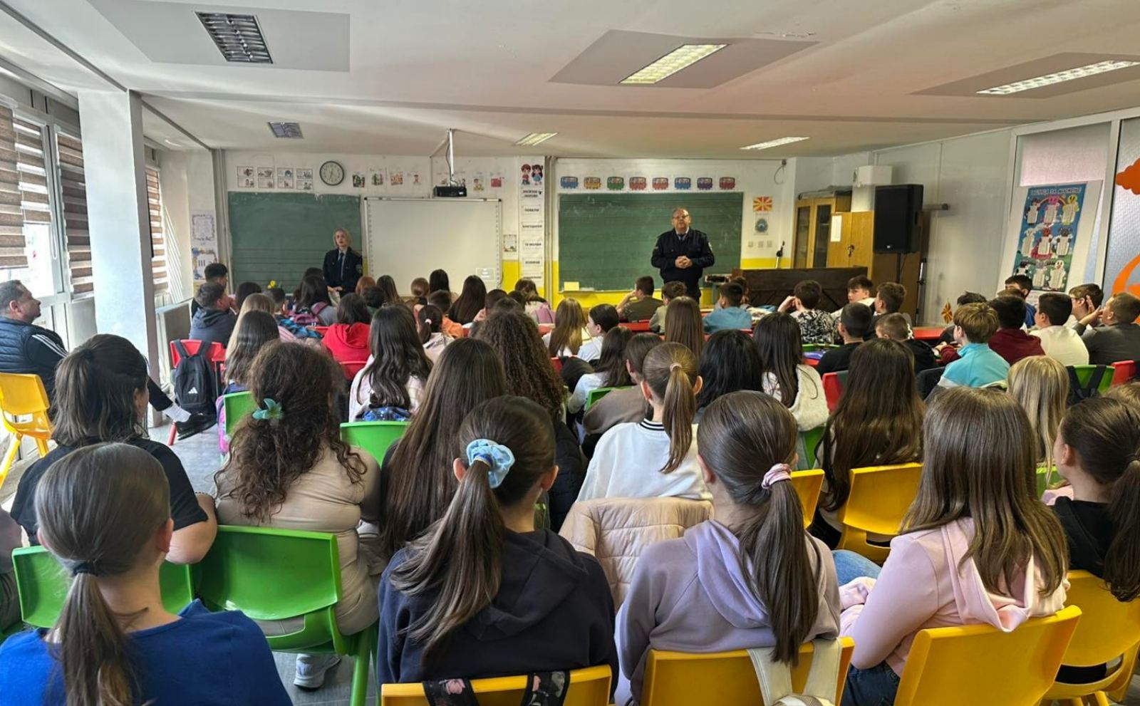 Превентивни активности на СВР Велес и СВР Штип за безбеден сообраќај и спречување на семејно и врсничкo насилство