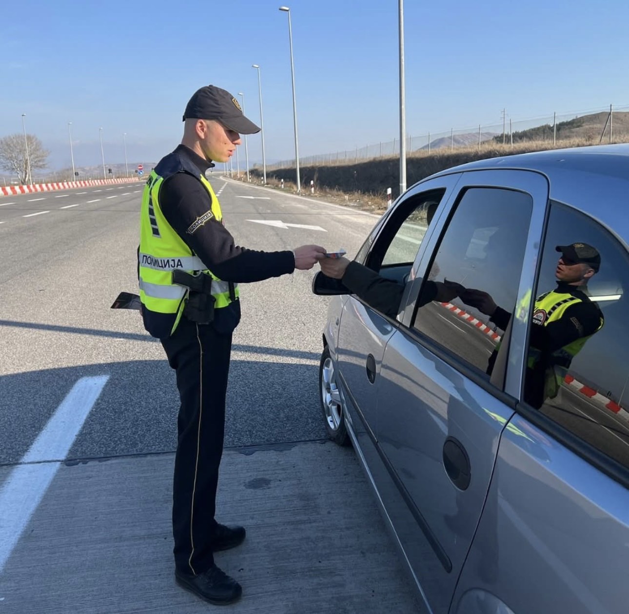 Превентивни активности на СВР Велес и СВР Штип за подигнување на сообраќајната култура и заштита од имотни деликти  