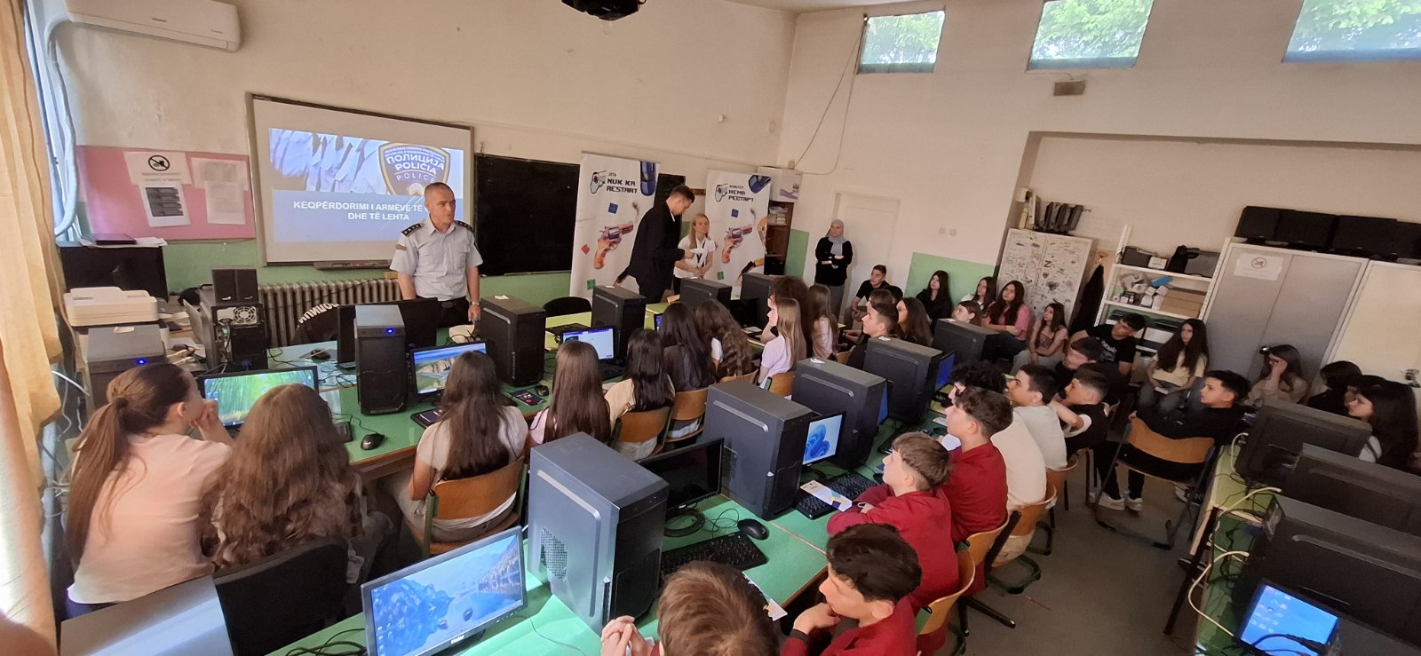 Превентивни активности за безбеден сообраќај и спречување на употреба на оружје и имотни деликти