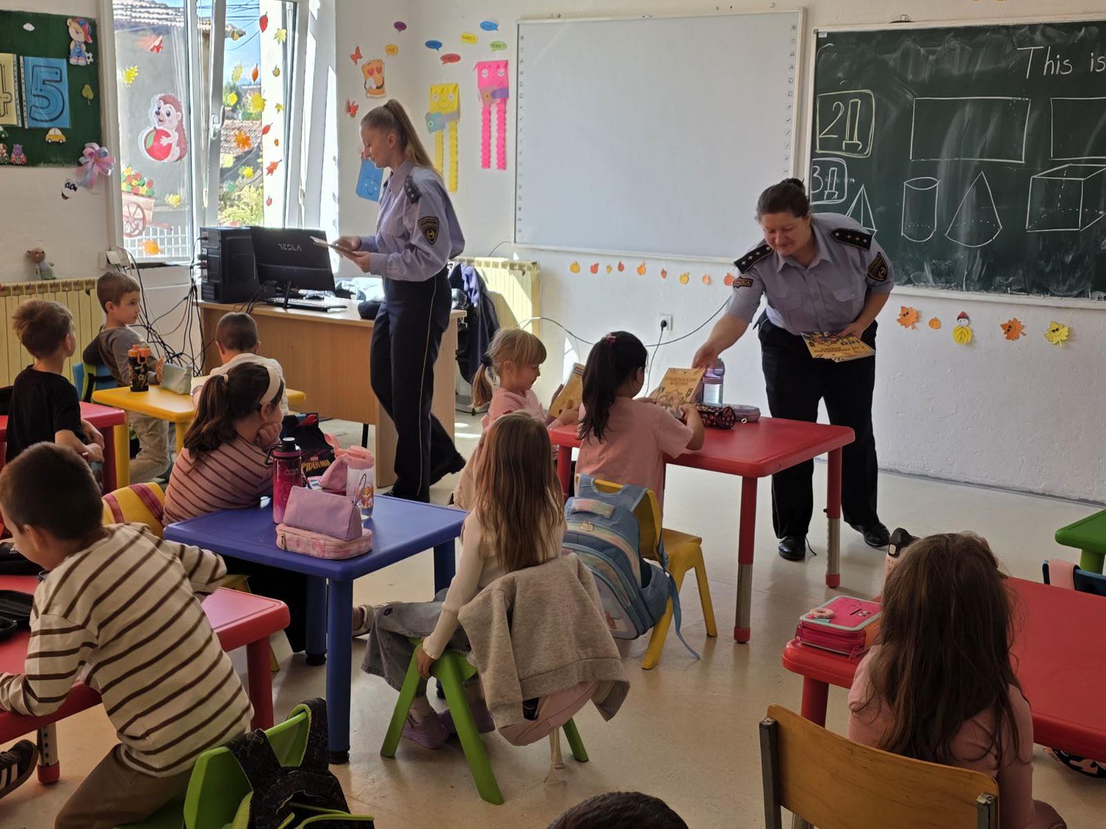 Превентивни активности за зголемување на безбедноста во сообраќајот, спречување на кражби  и справување со кризни ситуации