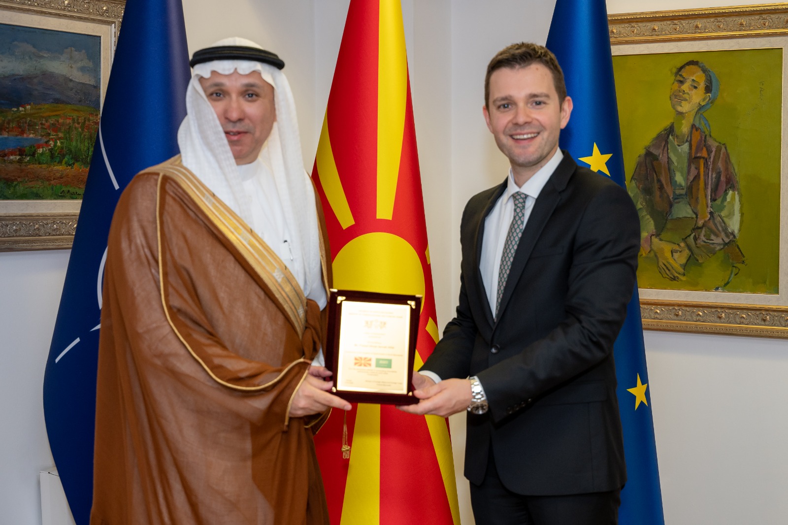 Проштална средба на министерот Муцунски со нерезидентниот амбасадор на Кралството Саудиска Арабија, Фаисал Гази Исмаил Хифзи