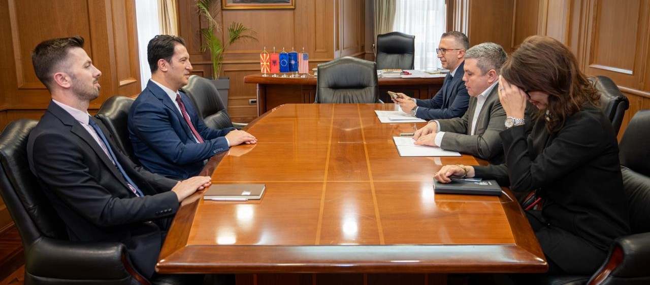 Првиот заменик-претседател на Владата, Беким Сали се сретна со претседателот на ДИК, Бојан Маричиќ и потпретседателот Абдуш Демири