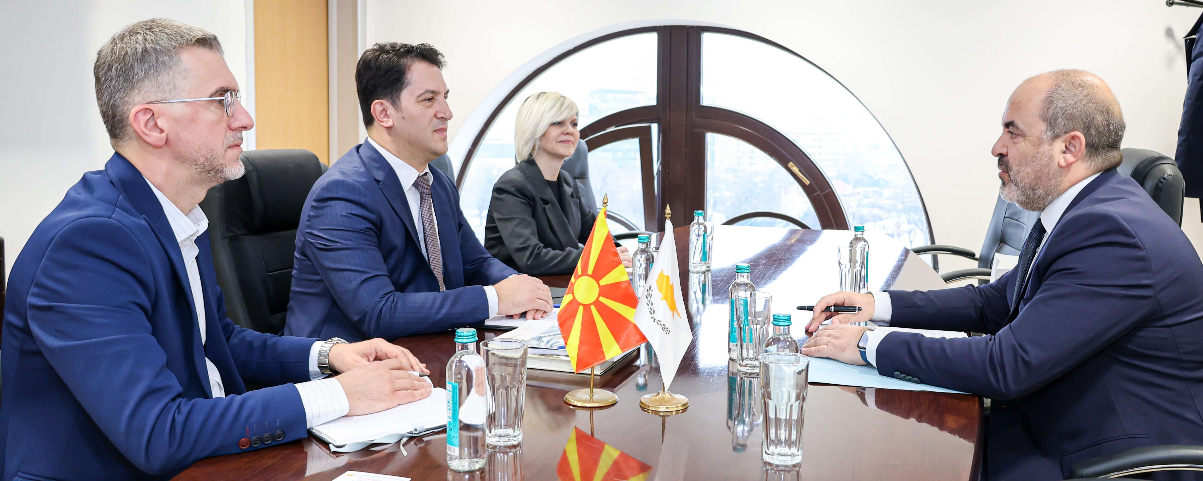 Првиот заменик-претседател на Владата и министер за европски прашања оствари средба со амбасадорот на Република Кипар