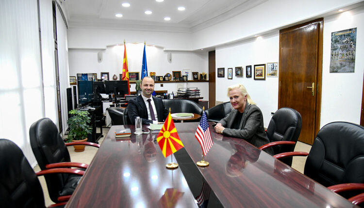 Работна средба на министерот Мисајловски со амбасадорката на САД, Агелер