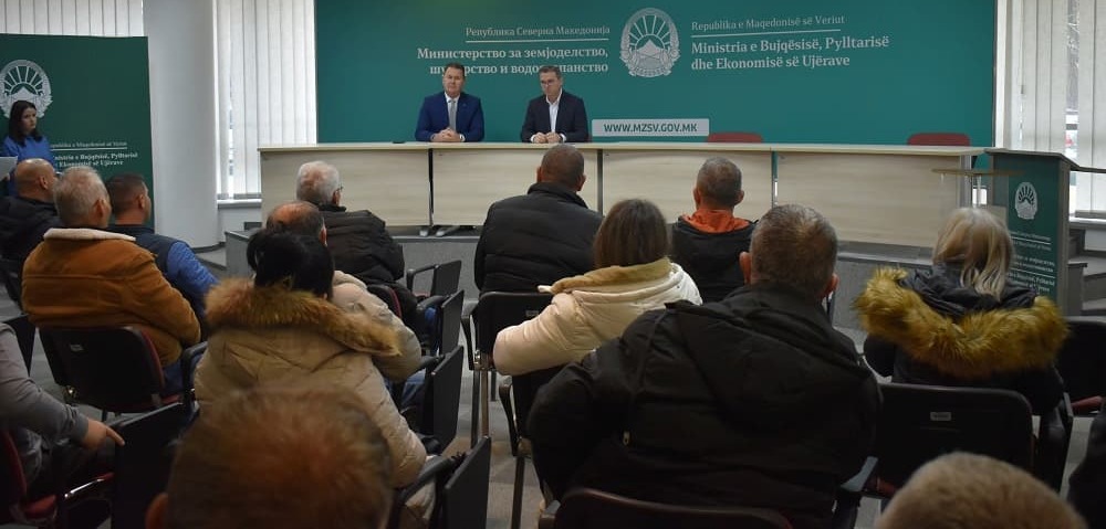 Се потпишаа 57 договори во вкупна вредност од над 34 милиони денари по објавениот Јавен повик за кофинансирање на комбајни за ориз и мобилни сушари