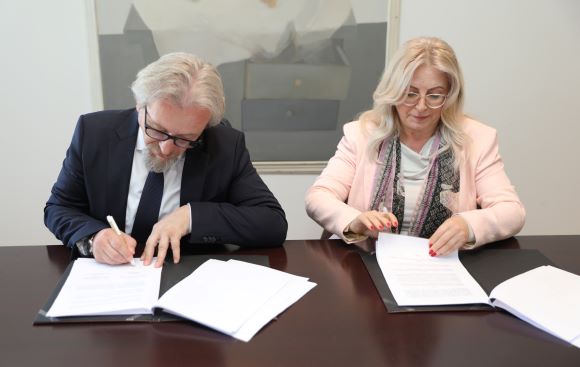 Склучен Меморандум за соработка со Фондацијата СИЗИГИЈА за реализација на обуки за лица во ризик со цел  нивно вклучување во социјални претпријатија и креирање на  инклузивни работни места       