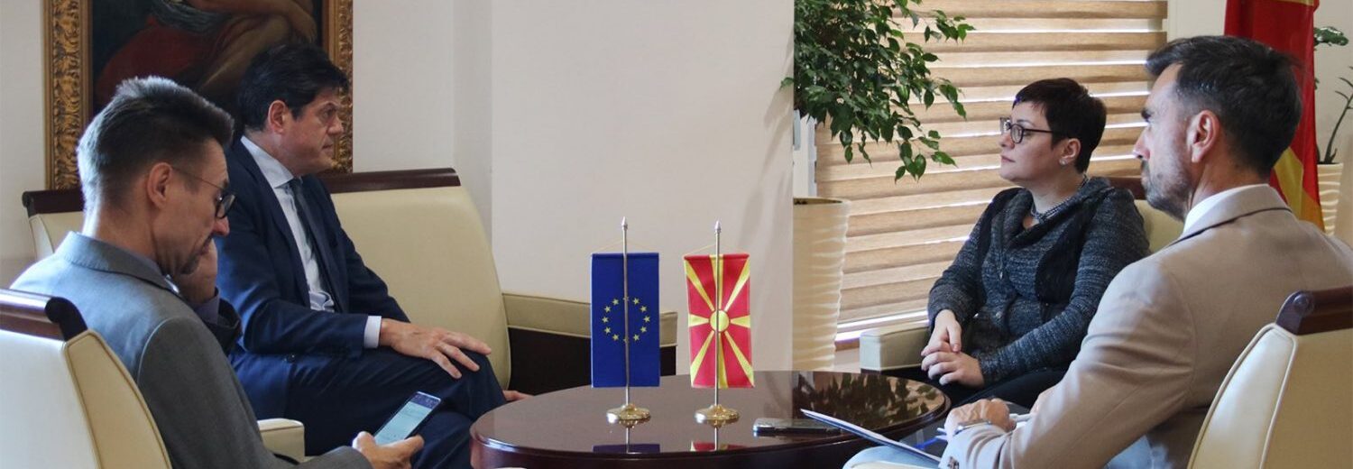 Средба Димитриеска-Кочоска – Рокас: Реформите се вистинскиот патоказ за земјата кон целосна евроинтеграција