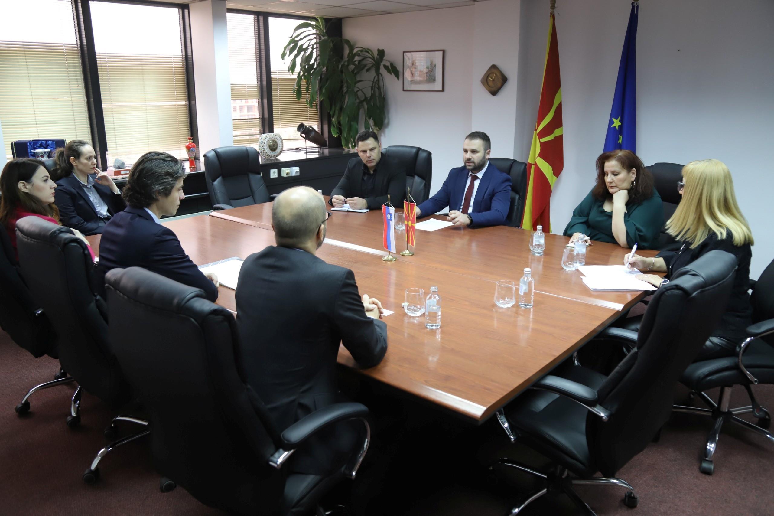 Средба Дурмиши-Месец: Продолжува полодната соработка помеѓу Северна Македонија и Словенија за унапредување на пазарот на труд