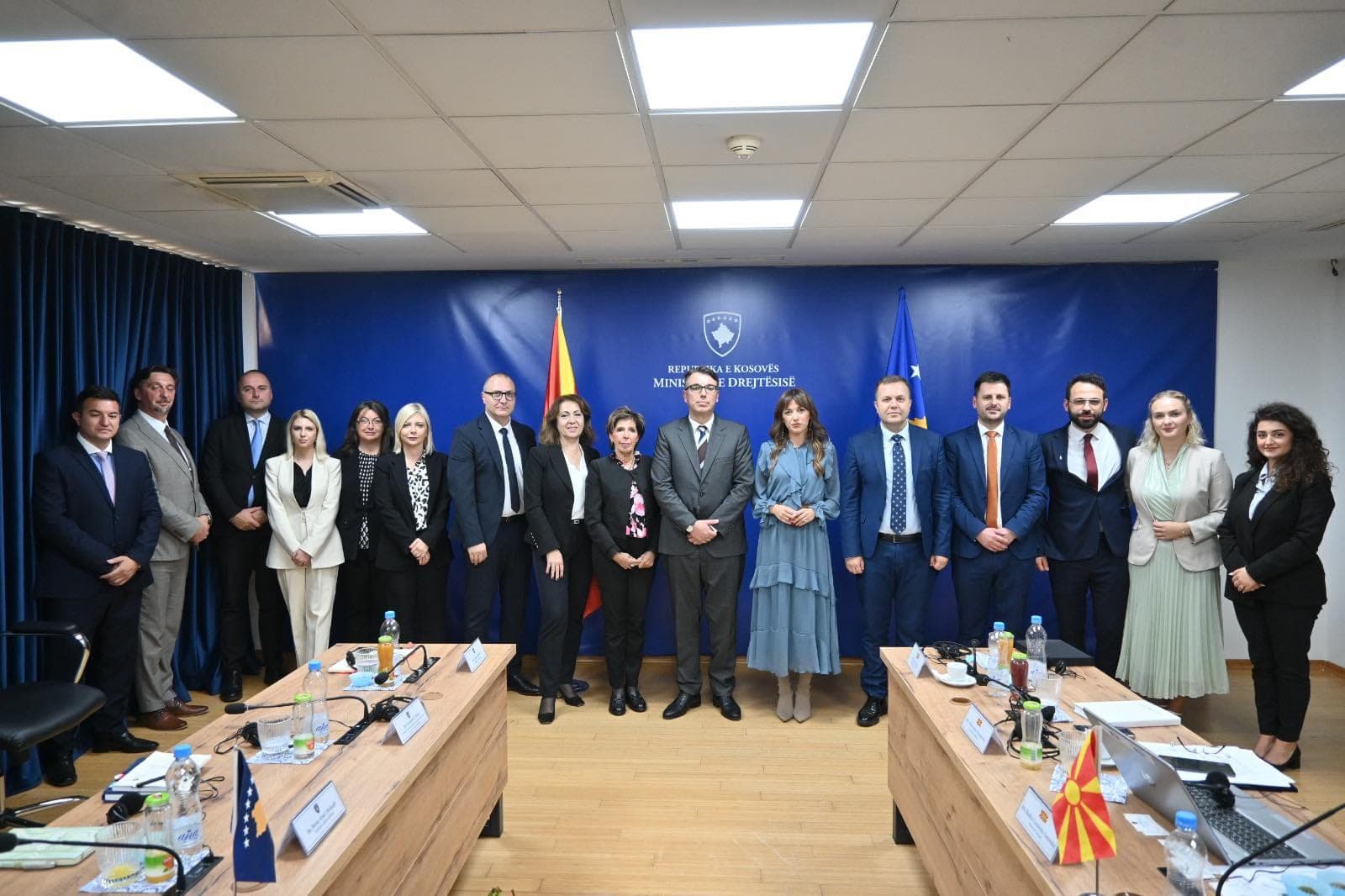 Средба Филков-Хаџиу во Приштина