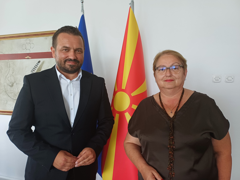 Средба на министерката Јаневска со проф.д-р Марјан Ѓуровски, претседател на Одборот за акредитација на високото образование