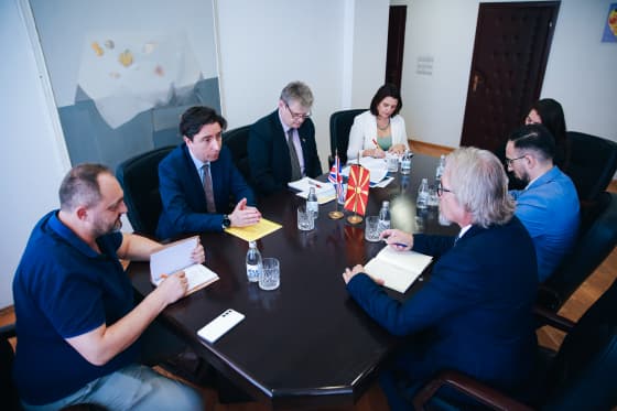 Средба на министерот Лимани со британскиот амбасадор Лосон