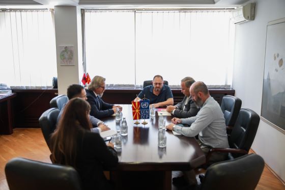 Средба на министерот Лимани со постојаниот претставник на УНДП во земјава, Григоријан