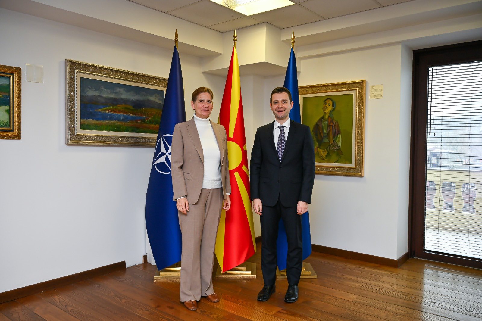 Средба на министерот Муцунски со амбасадорката на Грција, Софија Филипиду